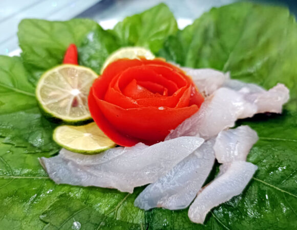 Gỏi cá đục Minh Châu, món ngon khó cưỡng ở Quảng Ninh
