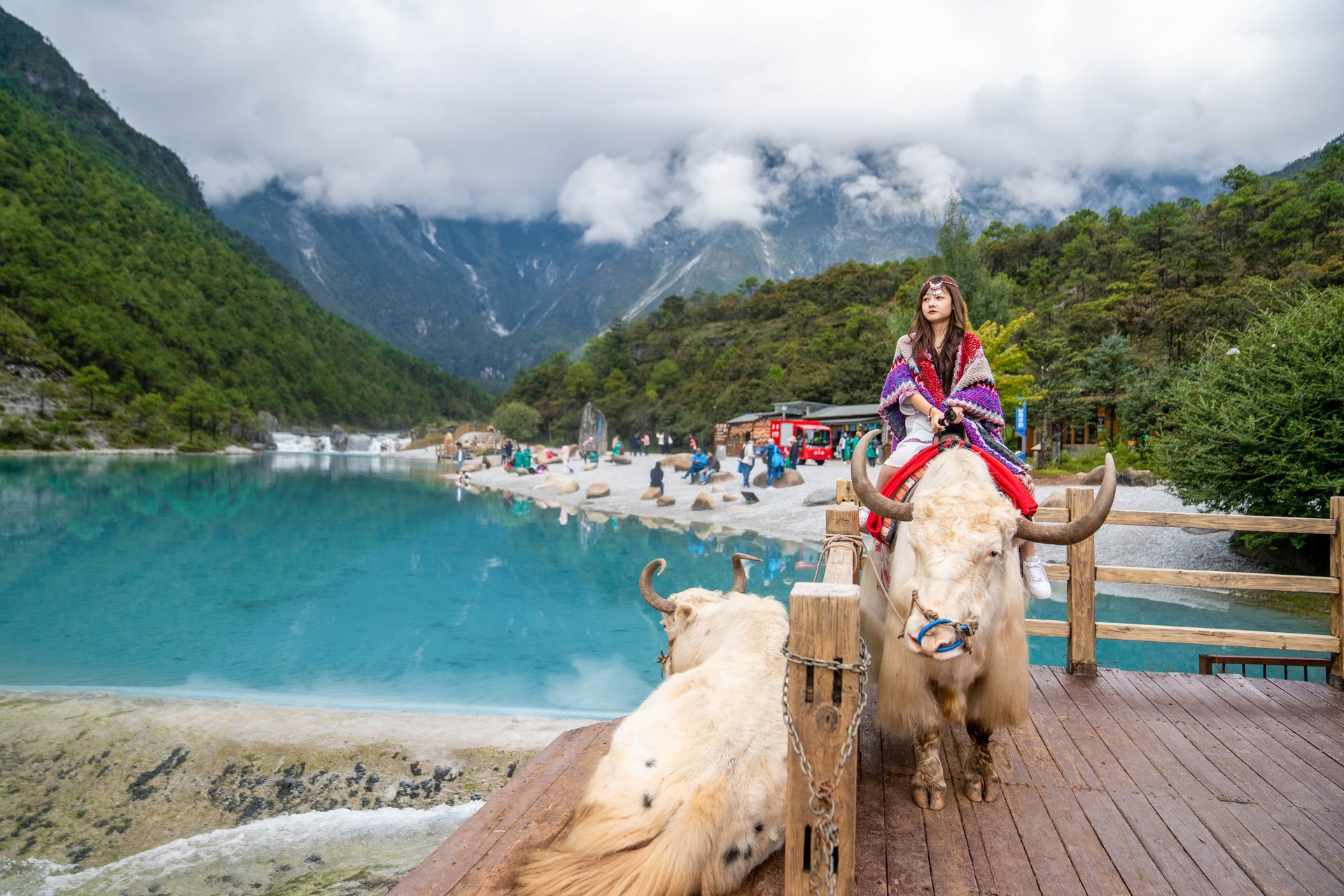 Lam Nguyệt Cốc - Hanvina Travel Gợi Ý Bạn Kinh Nghiệm Check-in Đẹp Nhất