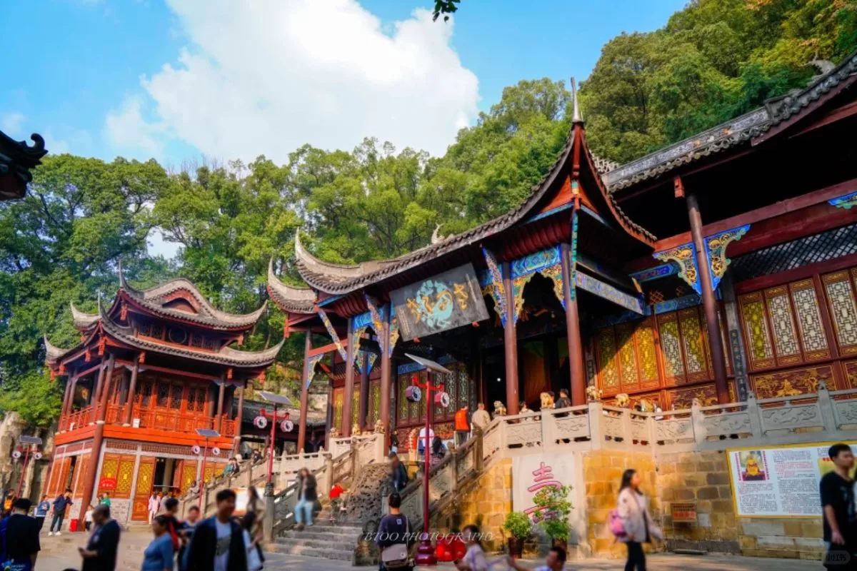 Lão Quân Động – chốn yên bình trong lòng Trùng Khánh hiện đại - THÁI AN TRAVEL