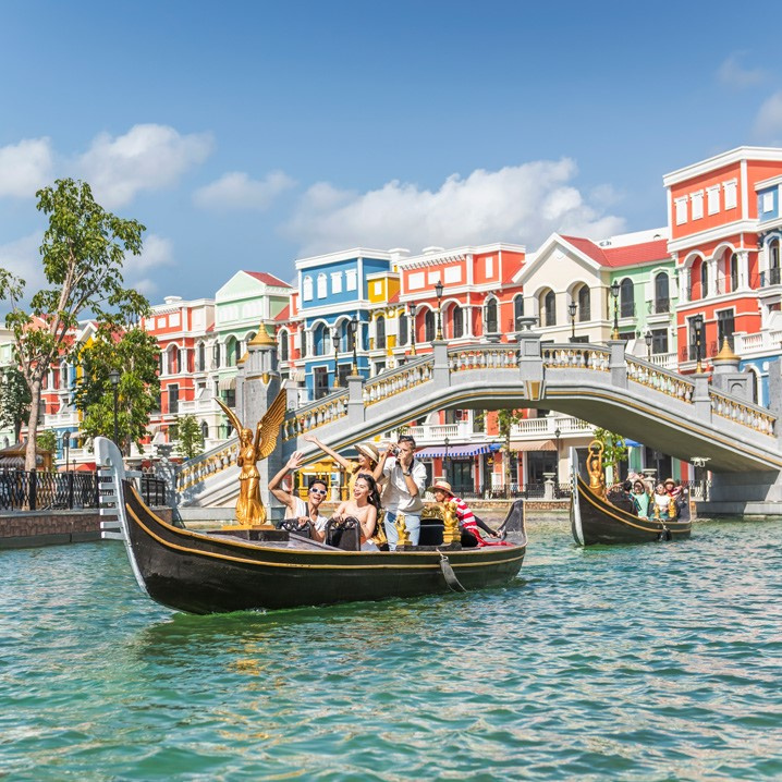 Tour Grand World Phú Quốc - VinWonders - Kiss Bridge - Rừng Bắc Đảo (06 Ngày 05 Đêm)