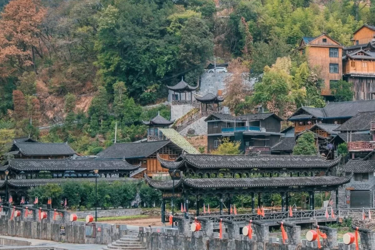 Mặc Nhung Miêu Trại - làng Miêu nổi tiếng của vùng Tương Tây Hồ Nam - THÁI AN TRAVEL