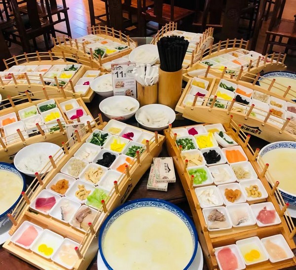 Bún qua cầu Vân Nam: Ẩm thực trứ danh khắp Trung Hoa