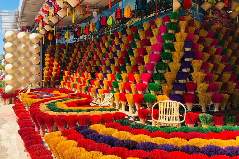 Làng hương Thủy Xuân - Làng nghề 700 tuổi giữa lòng cố đô